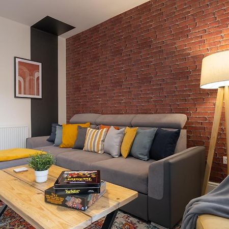 Hazel House Apartment West Bromwich Bagian luar foto
