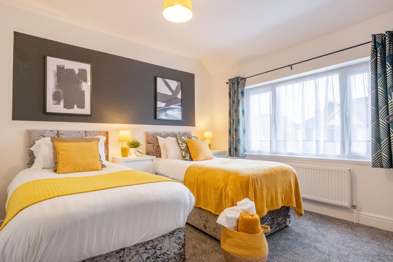 Hazel House Apartment West Bromwich Bagian luar foto