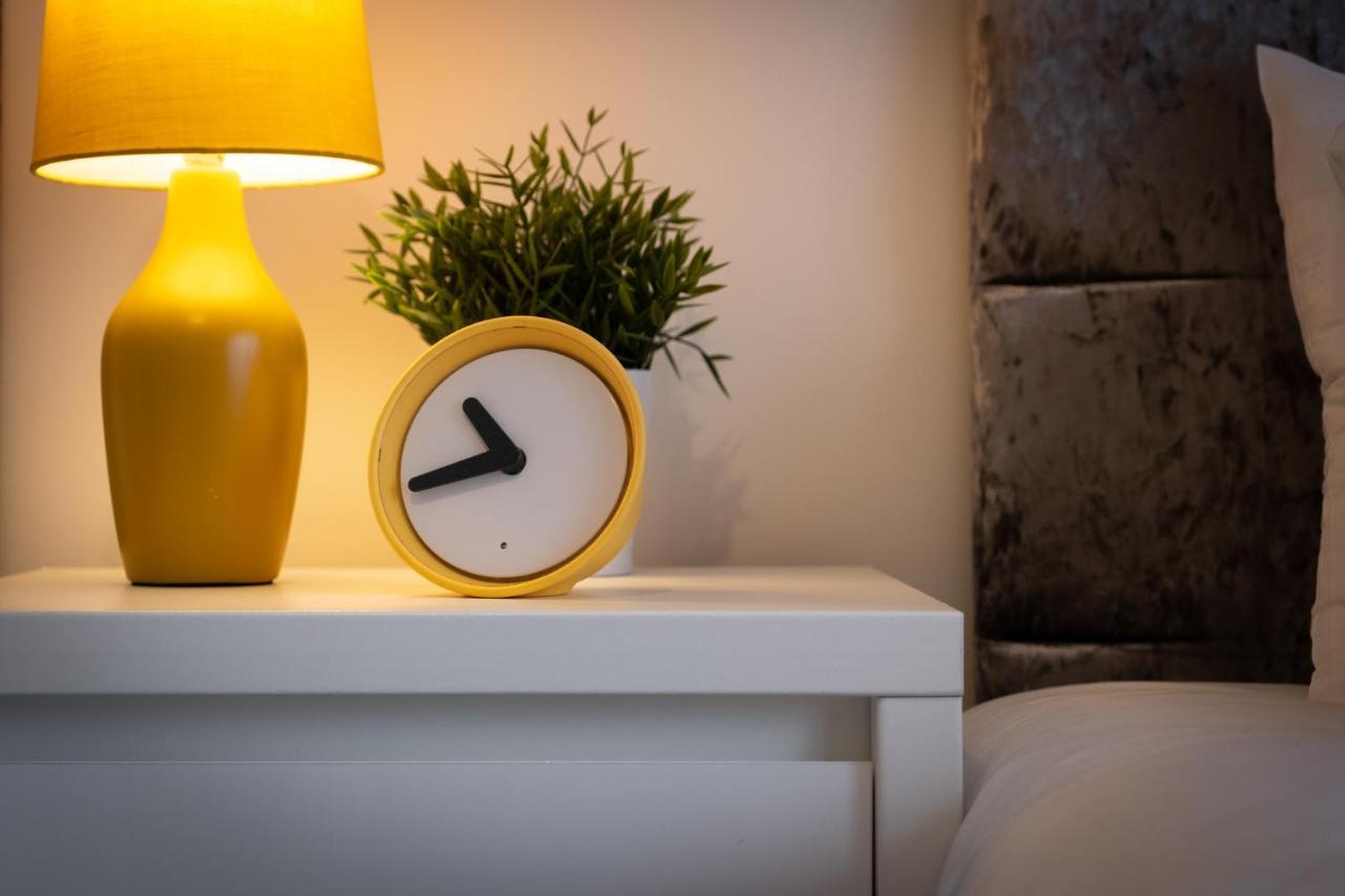 Hazel House Apartment West Bromwich Bagian luar foto