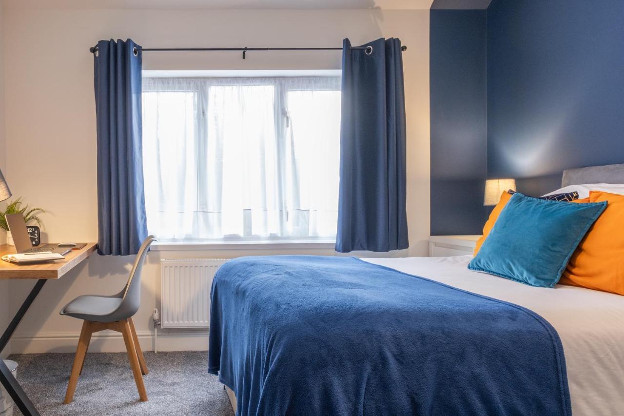 Hazel House Apartment West Bromwich Bagian luar foto