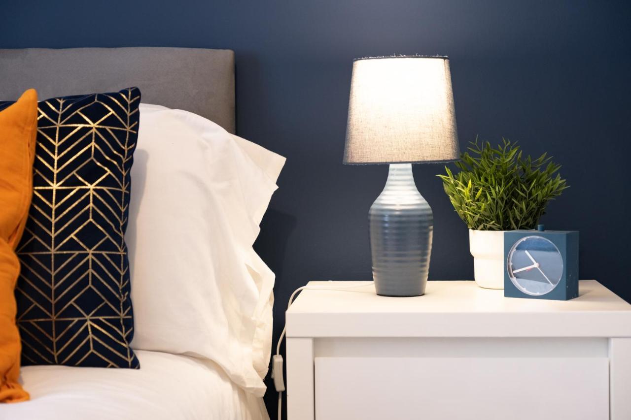 Hazel House Apartment West Bromwich Bagian luar foto
