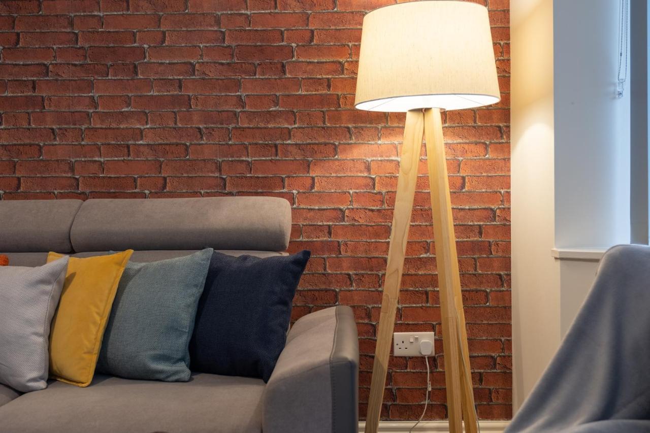 Hazel House Apartment West Bromwich Bagian luar foto